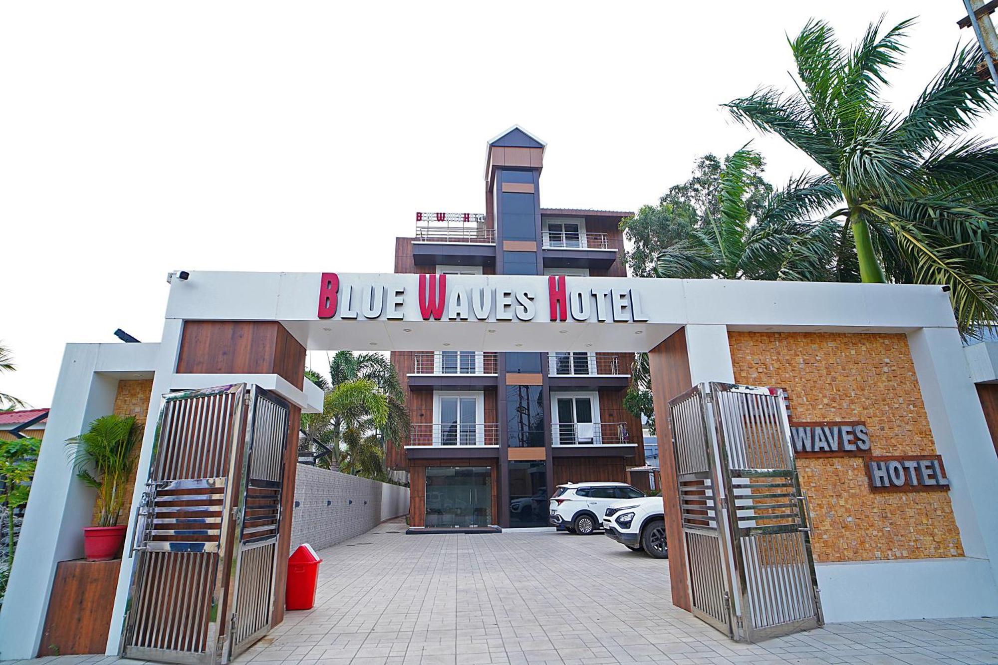 Blue Waves Hotel Tajpur Exterior photo