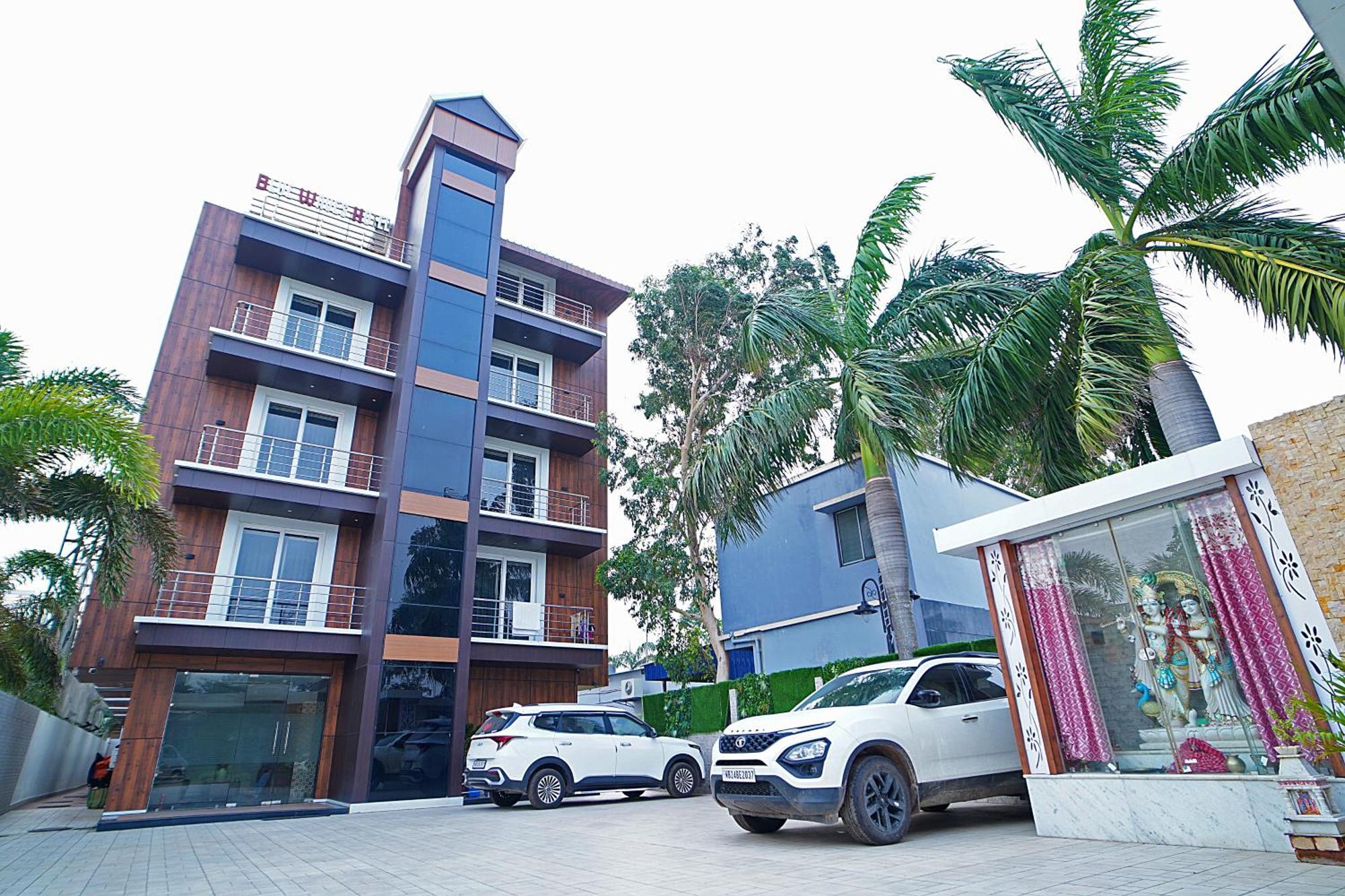 Blue Waves Hotel Tajpur Exterior photo